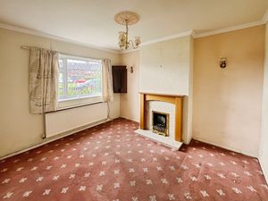 Lounge- click for photo gallery